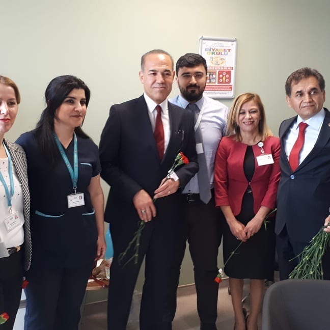 ÜYELERİMİZİN 14 MART TIP BAYRAMININI KUTLADIK